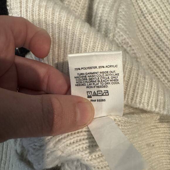 Express Sweater White Black Chunky Cable Knit Long Sleeve Pullover XS Minimalist - Picture 6 of 10